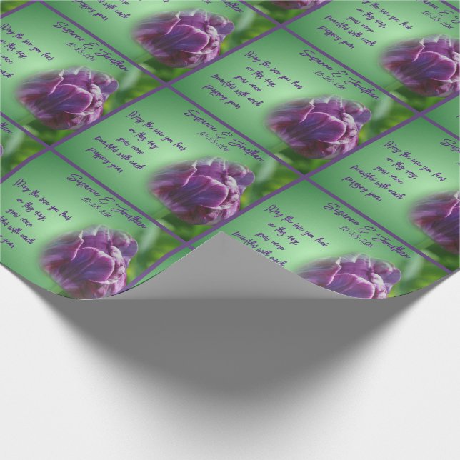 Papier Cadeau Mariage de fleurs de tulipe violet personnalisé (Coin)