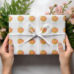 Papier Cadeau Mariage Fête des mariées citrouille Orange Blanc<br><div class="desc">Fête des mariées citrouille papier enveloppant à l'aquarelle citrouille, Fête des mariées d'automne de tournesol à fleurs rustiques, Mariage, Dîner de répétition, Douche Couple. Utilisez cette option de modèle personnalisée pour modifier le texte | Utilisez l'option personnaliser pour modifier le style, la taille et la couleur du texte si nécessaire....</div>