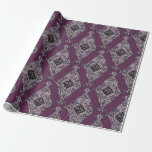 Papier Cadeau Mauve Vintage Paris Motif<br><div class="desc">Papier d'emballage blanc foncé violet et vintage noir damassé.</div>