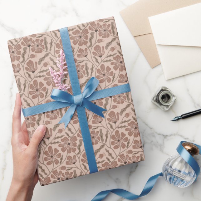 Papier Cadeau Mocha Boho Mi-Siècle Modèle Floral Moderne (Cadeaux)