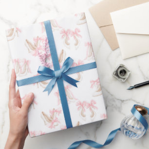 Papier Cadeau Modèle de chaussures coquettes 
