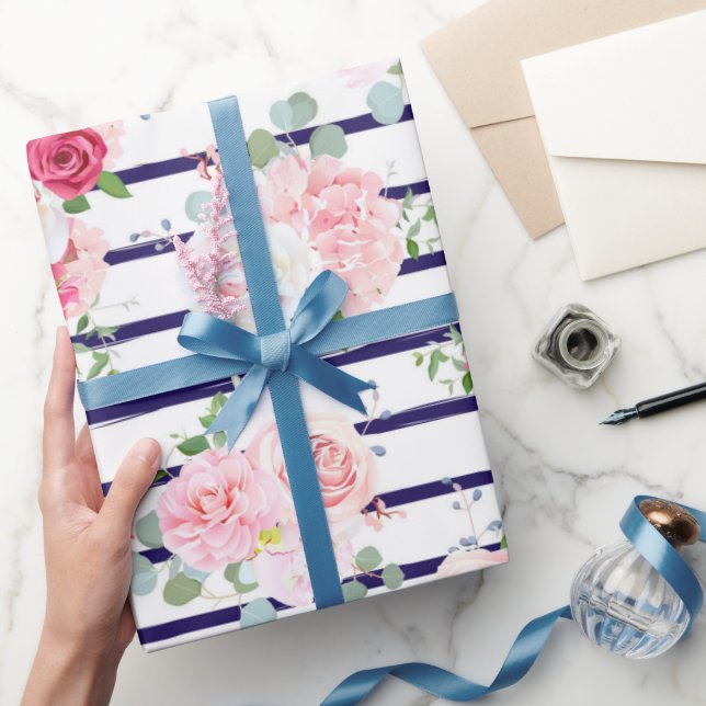 Papier Cadeau Modèle floral sur la pivoine Rose à bande horizont (Cadeaux)