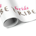 Papier Cadeau modèle tendance mariée en or rose<br><div class="desc">Conception moderne et colorée de la tribu des mariées,  faux motif tribal d'or. Vous pouvez customiser le produit en choisissant la couleur arrière - plan.</div>