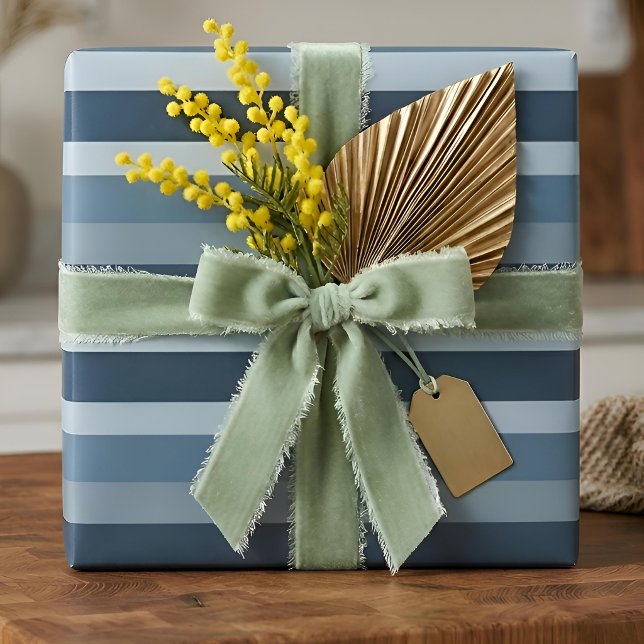 Papier Cadeau Moderna Linear | Ardoise & Mer du Nord (Lifestyle Shot)