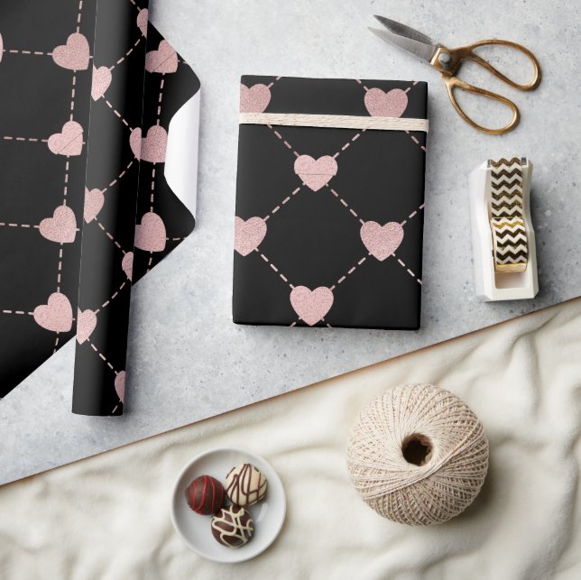 Papier Cadeau Motif de coeur rose et noir (Artisanat)