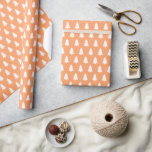 Papier Cadeau Motif Festif Orange White Christmas Tree<br><div class="desc">Papier d'emballage moderne et simple de Noël avec motif d'arbre de Noël blanc sur un arrière - plan de papaye orange, papier d'emballage festif scandinave élégant pour tous vos cadeaux de Noël. Conçu exclusivement pour vous par Happy Dolphin Studio. Si vous avez besoin d'aide ou de produits correspondants, veuillez nous...</div>