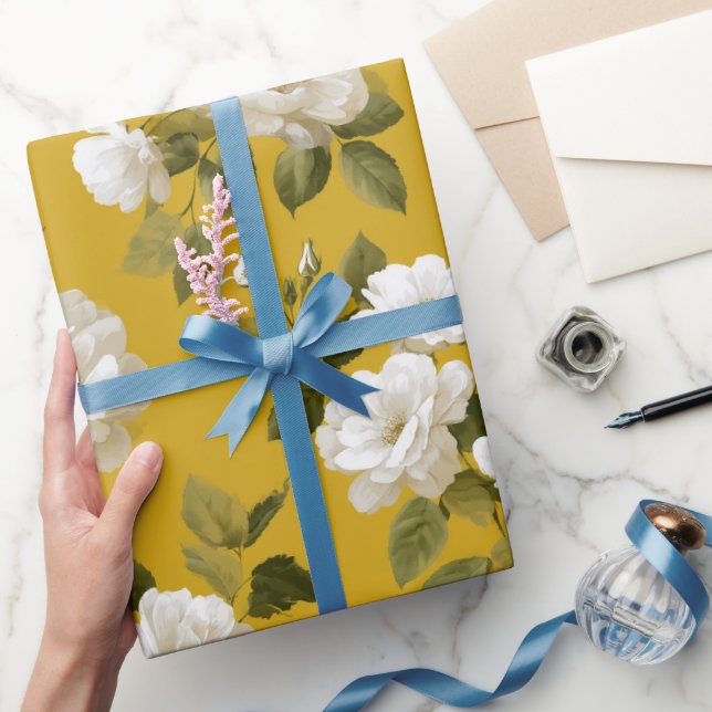 Papier Cadeau Motif floral blanc rose jaune classique (Cadeaux)