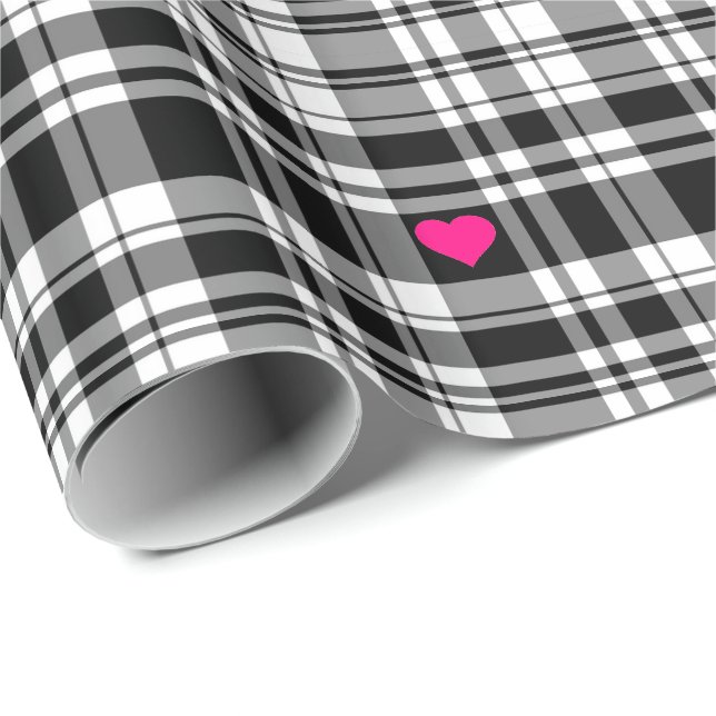 Papier Cadeau Motif moderne noir blanc plaid, coeur rose (Coin rond)