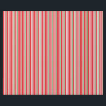Papier Cadeau Motif rouge vert et blanc Sucre de canne personnal<br><div class="desc">Le papier d'emballage cadeau personnalisé roule dans les couleurs d'un sucre de canne,  rouge,  vert et blanc. Idéal pour la décoration de fête.</div>