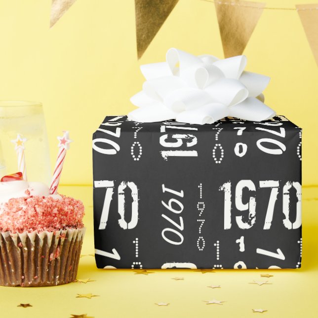 Papier Cadeau Né en 1970 Anniversaire (Fête d'anniversaire)