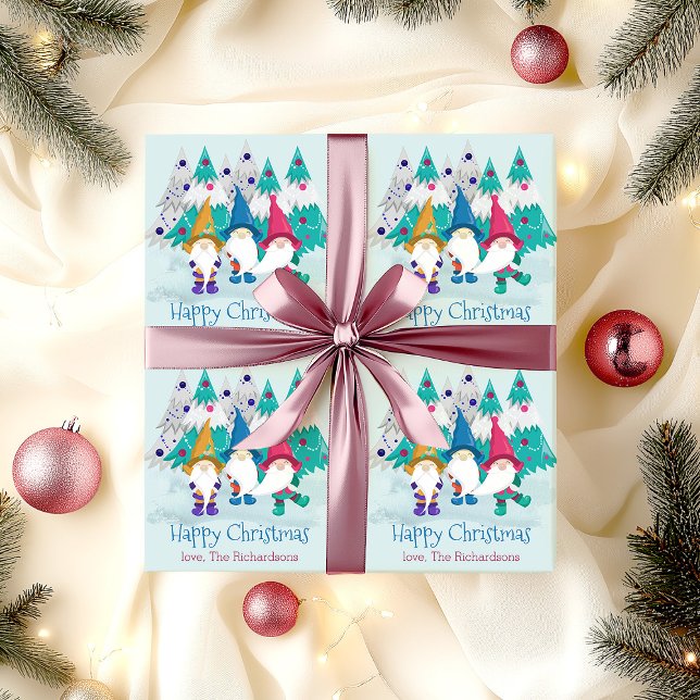 Papier Cadeau Noël Gnome mignon et coloré Personnalisé (Gnome Christmas Wrapping Paper)