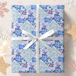 Papier Cadeau Noël moderne Amour botanique Paix Espoir<br><div class="desc">Ce papier d'emballage de Noël présente un design floral moderne avec le texte LOVE PEACE HOPE.</div>