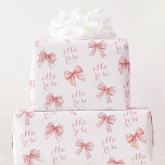 Papier Cadeau Nom de la ceinture rose<br><div class="desc">Faites votre cadeau encore plus spécial avec ce papier d'enveloppement personnalisé de la corbeille rose avec un délicat motif de corbeaux roses et l'option d'ajouter un nom personnalisé! Les élégants arcs roses, superbement disposés sur un arrière - plan blanc, sont parfaits pour les mariages, les douches nuptiales, les baby showers,...</div>