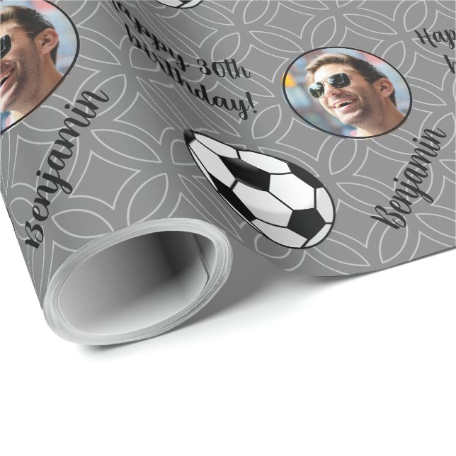 Papier Cadeau Nom personnalisé Photo Sport Soccer Anniversaire (Coin rond)
