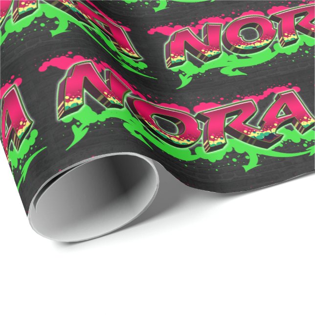 Papier Cadeau Nora prénom nom Graffiti rouge vert (Coin rond)