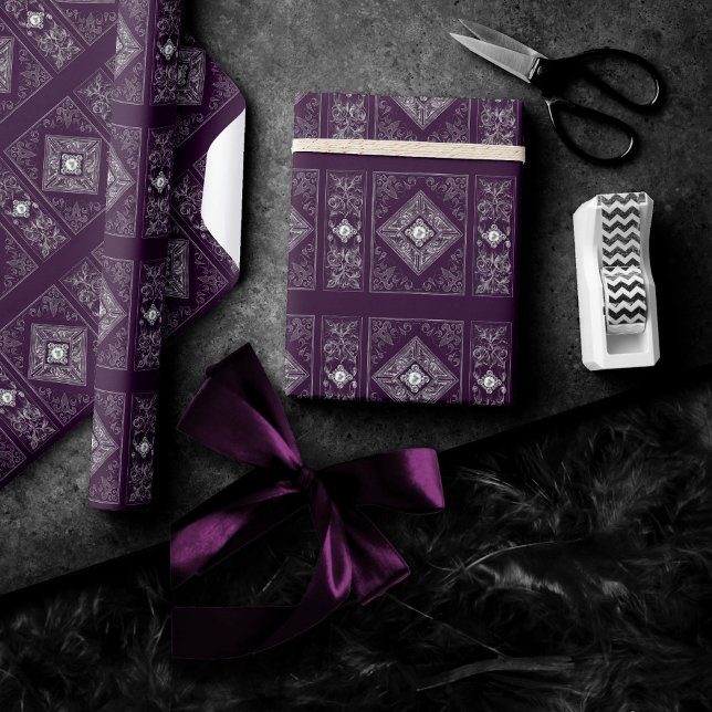 Papier Cadeau Opulence ornée | Fleurir de bijoux pourpre et arge (Créateur téléchargé)