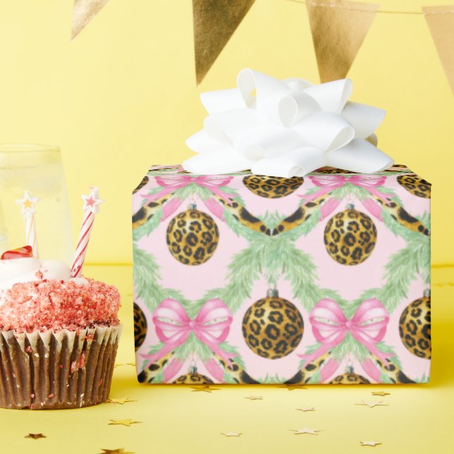 Papier Cadeau Ornement de Noël Léopard Grandmillennial (Fête d'anniversaire)