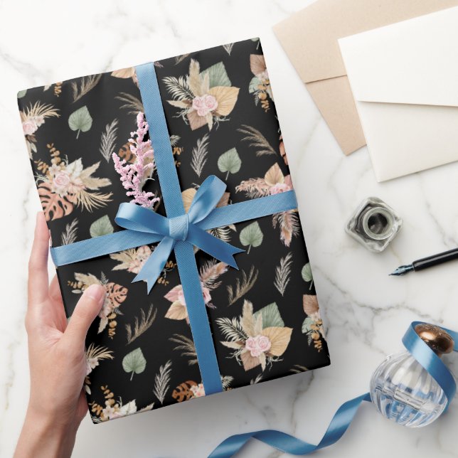 Papier Cadeau Pampas Grass & Fleurs sur Noir (Cadeaux)