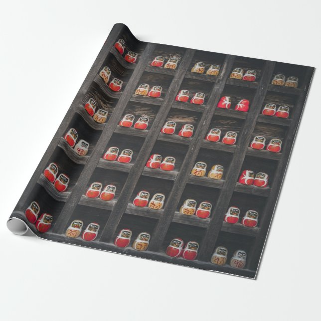 Papier Cadeau Parcelle de poupée Matryoshka sur étagère (Déroulé)
