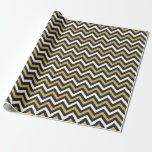 Papier Cadeau Parties scintillant noir blanc et or huile Chevron<br><div class="desc">Parfait pour mettre cette touche finale sur vos cadeaux et c'est parfait pour les anniversaires,  Noël,  anniversaires ou mariages! Belle tendance moderne d'enveloppement de papier cadeau Motifs de design par Printable Pretty.</div>