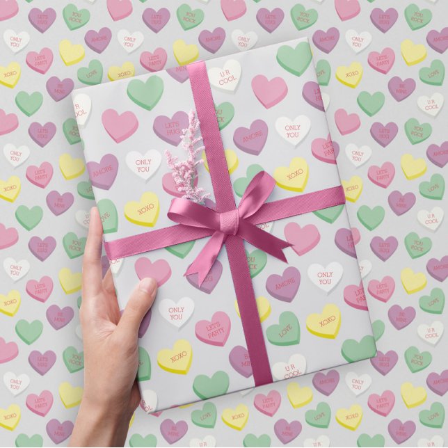 Papier Cadeau Pastel Conversation Personnalisée Candy Coeurs Env (cute pattern of Valentine's Day gift wrap pastel conversation hearts with custom personalized text)