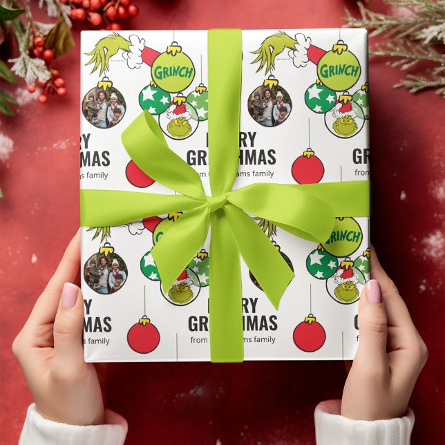 Papier Cadeau Photo de famille Personnaliser - Grinch avec ornem (Wrapped gift)