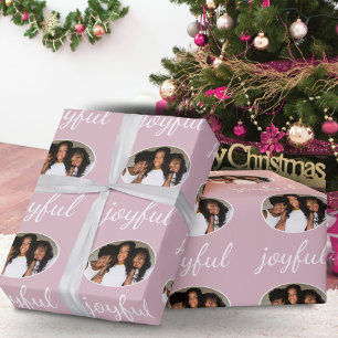 Papier Cadeau Photo de vacances de Noël rose pastel joyeux écrit