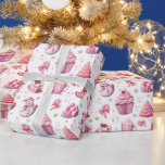 Papier Cadeau Pink Christmas Swete Fun<br><div class="desc">Ce design amusant et mignon présente des biscuits de Noël sucrés en forme de gâteaux,  bonhomme de neige et sapin de Noël sur des arrière - plans blancs et roses. Ce papier d'emballage est un excellent complément pour faire des cadeaux pour votre famille et vos amis.</div>