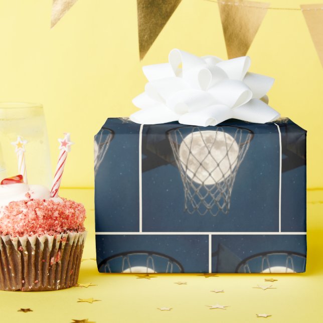 Papier Cadeau Pleine Lune Dans un Filet de Basket (Fête d'anniversaire)