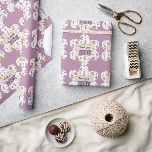 Papier Cadeau Professeur d'école primaire nombres motif violet  (Artisanat)