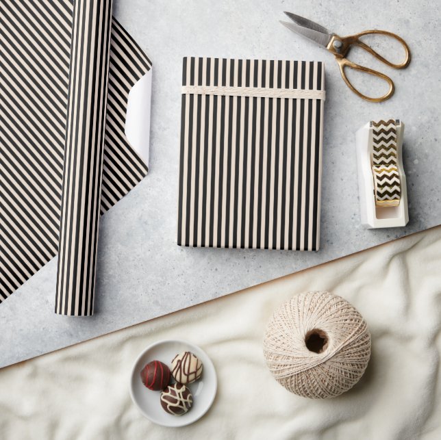 Papier Cadeau rayure noir et ivoire (Artisanat)