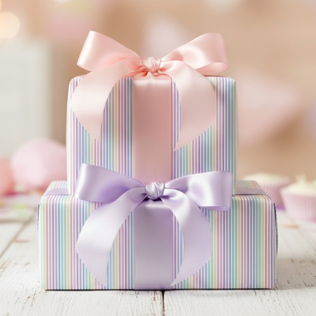 Papier Cadeau Rayures Arc-en-ciel Chic Tendance (Trendy Chic Colorful Rainbow Striped Pattern Feminine Birthday Gift Wrap. Multicolored Pinstripes)