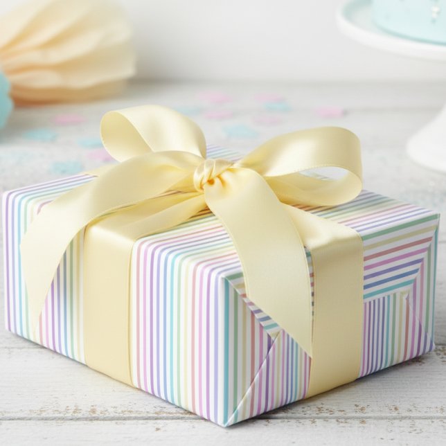 Papier Cadeau Rayures Arc-en-ciel Féminines (Girly Rainbow Stripes Wrapping Paper for Her. Cute and Simple Multicolored Striped Pattern for Kids.)