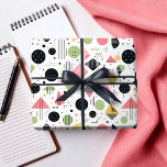 Papier Cadeau Rétro Géométrique Abstrait Pat#2 Sage Rose ID1067<br><div class="desc">Découvrez le charme du style moderne du milieu du siècle avec ce design abstrait géométrique d'inspiration Memphis. Avec ses formes vert sauge, rose et noir sur un arrière - plan blanc immaculé, ce motif d'enveloppement cadeau capture l'esthétique audacieuse mais raffinée du mouvement de design emblématique. Les formes géométriques ludiques et...</div>