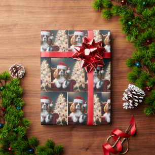 Papier Cadeau Roi Charles Spaniel de Noël sur une chaise rouge