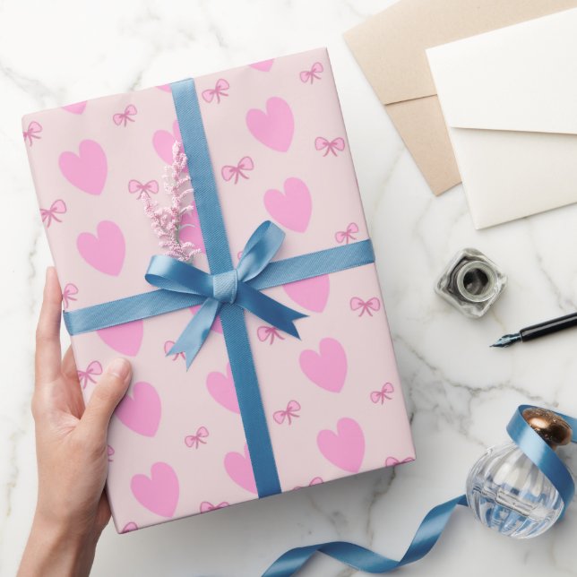 Papier Cadeau Romantique Cœurs Roses et Saint-Vale (Cadeaux)
