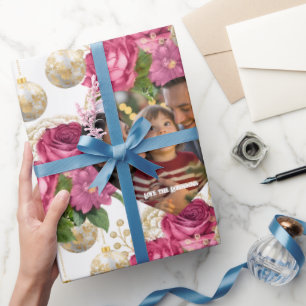 Papier Cadeau Rose et ornement d'or flush Photo de Noël personna