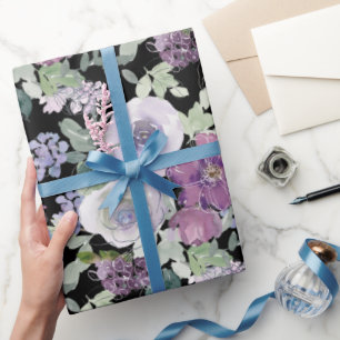 Papier Cadeau Rose florale blanche violette Fond noir
