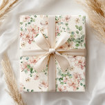 Papier Cadeau Rose rose rose pastel<br><div class="desc">Enveloppement doux floral cadeau. Consultez notre gamme complète de produits d'enveloppement cadeau dans notre boutique Zazzle.</div>