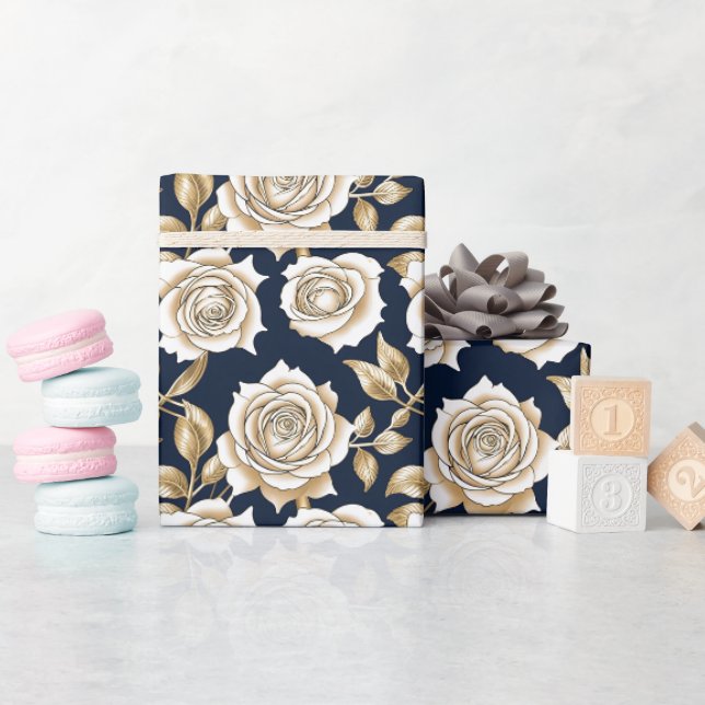 Papier Cadeau Roses blanches délicates avec accents dorés (Baby Shower)
