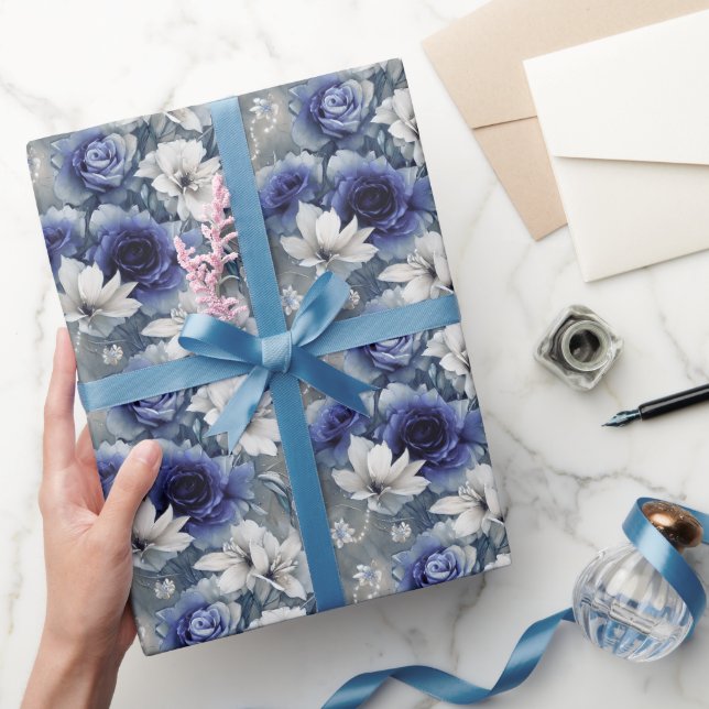 Papier Cadeau Roses et Lys Bleus et Blancs élégants (Cadeaux)