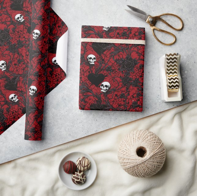 Papier Cadeau Roses noires gothiques et crânes (Artisanat)