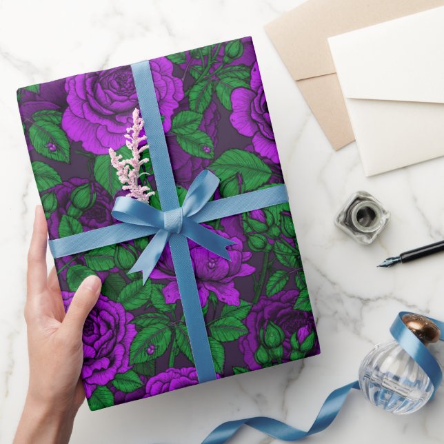 Papier Cadeau Roses violettes (Cadeaux)