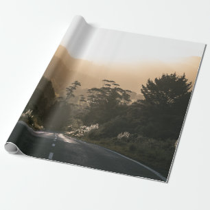 PAPIER CADEAU ROUTE EN BÉTON ENTOURÉE D'ARBRES