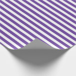 Papier Cadeau Royal violet blanc simple horizontalement strié<br><div class="desc">Papier d'enveloppement horizontal simple Royal violet et blanc</div>
