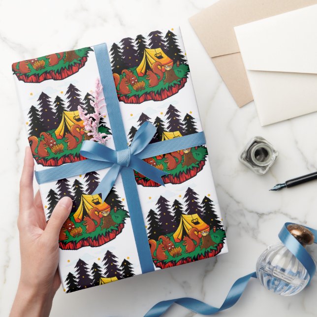 Papier Cadeau S’more de plaisir avec cet écureuil de camping (Cadeaux)