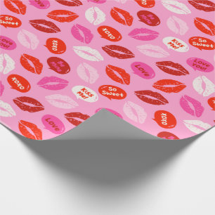 Papier Cadeau Saint Valentin Lèvres avec texte sur rose