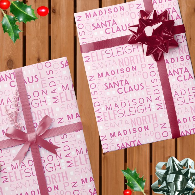 Papier Cadeau Santa Typographie Chic Rose Mignon Ajouter le nom  (Add your child's name to this personalized chic pink Santa typography Christmas wrapping paper)