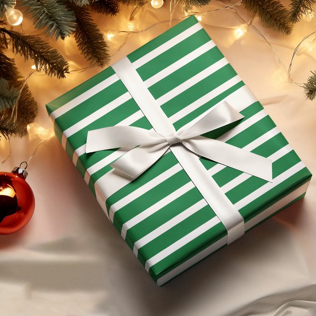 Papier Cadeau Simple Chic Motif Rayures Blanches Sur Fond Vert (Créateur téléchargé)