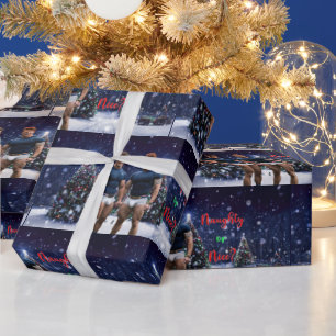 Papier Cadeau SlipperyJoe's décoré enneigé de Noël tre